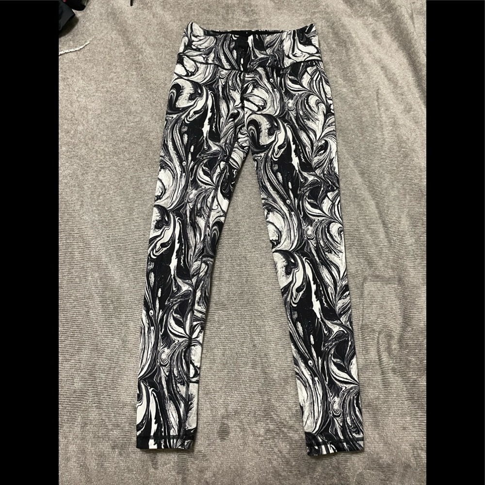Victoria’s Secret Knockout Leggings